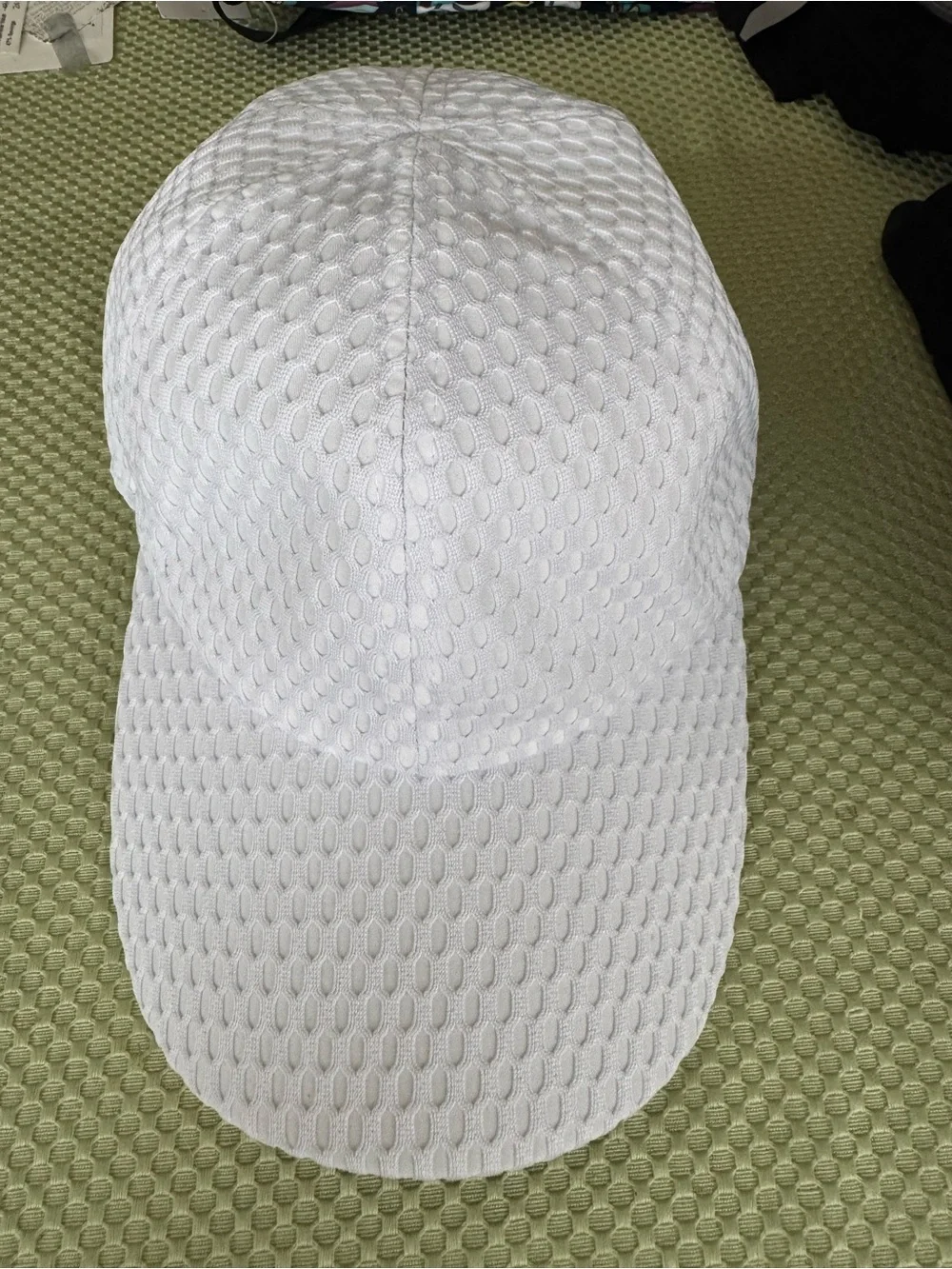 Hind White OS Honey Comb textured 6 panel running activities ball cap NWOT